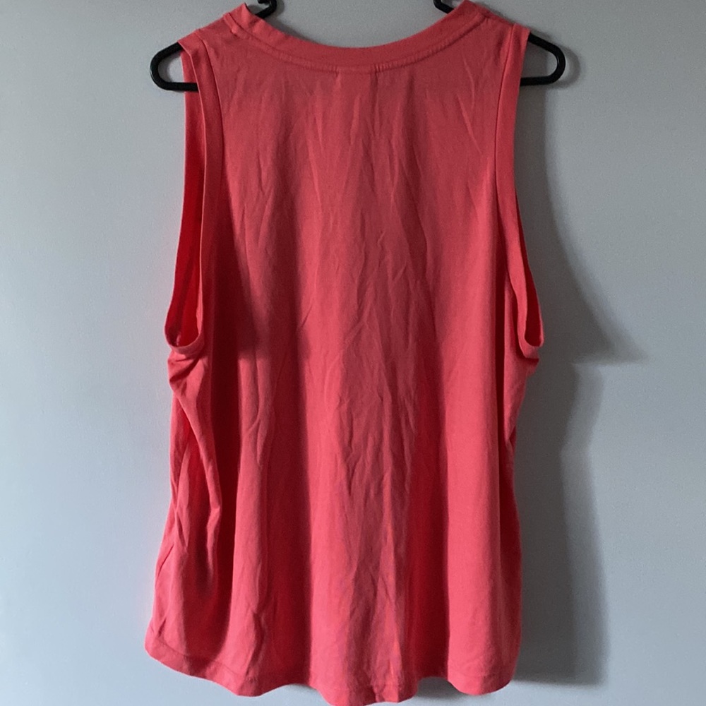 Pink nike singlet - Picture 2 of 2